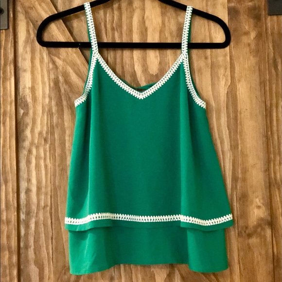 NWT Green Francesca’s sleeveless top - Picture 1 of 5